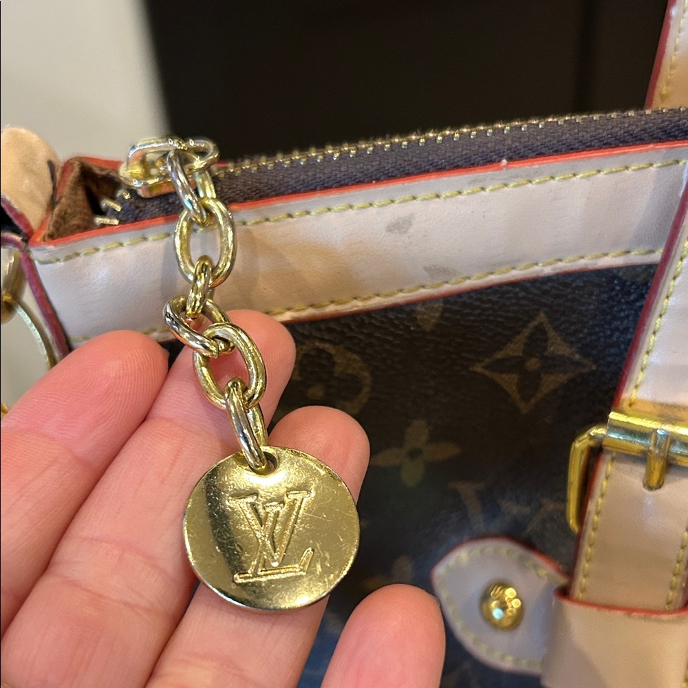 Louis Vuitton-like Monogram Tote with Pink Accents - Picture 4 of 14